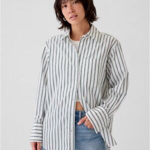 GAP “Big Shirt” organic cotton boyfriend shirt